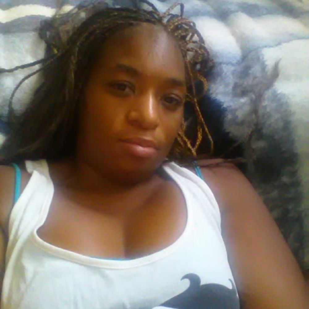 Meet your Posher, May-may